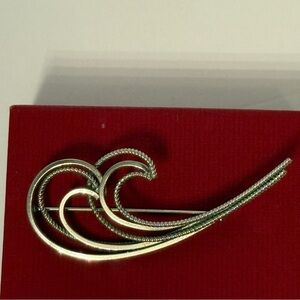 WELLS SIGNED VINTAGE BROOCH STERLING SILVER SWIRL WAVE TEXTURED & SMOOTH 10.7g